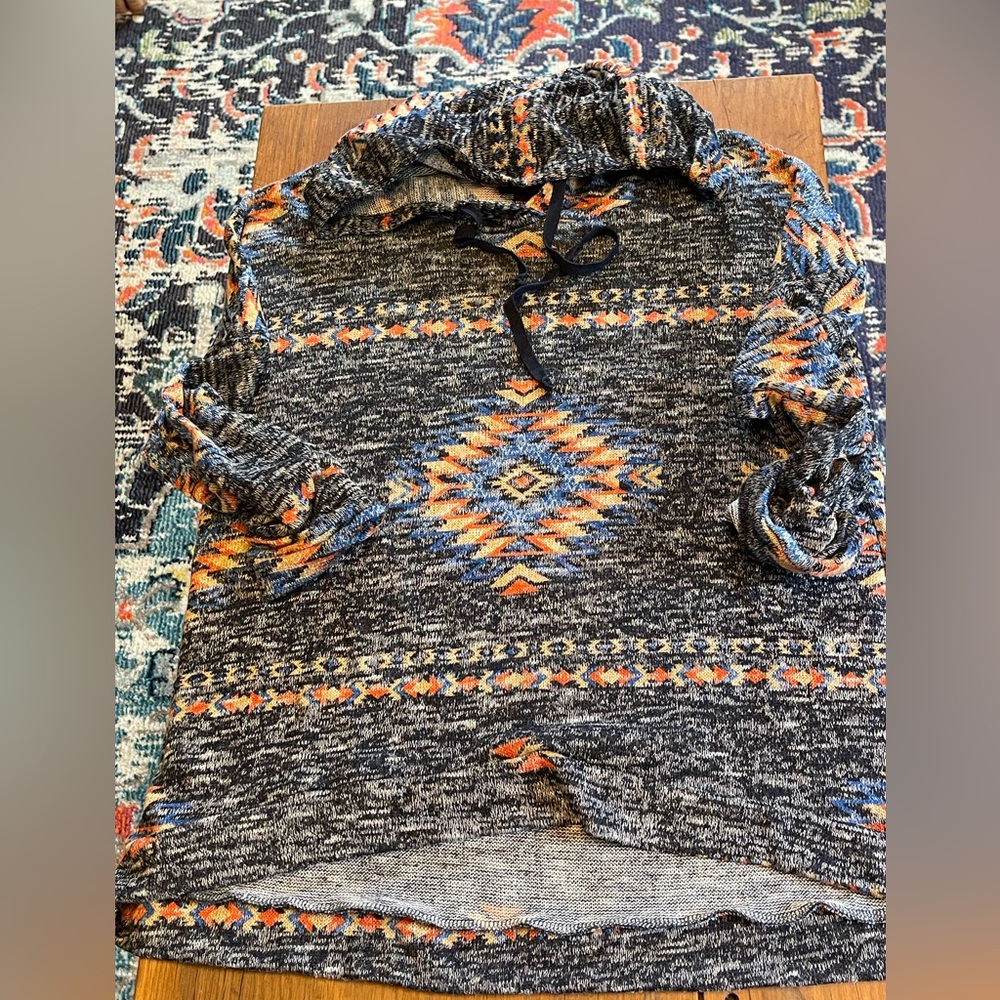 Aztec tribal print top